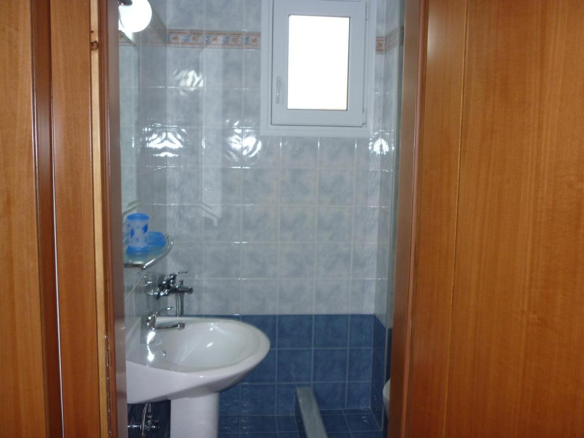 Helios Apartment Vrasná Стая снимка